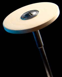 Полир для финишной обработки керамики в форме диска 25х2,2х1,6 мм